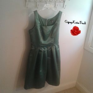 Maurices ladies size 7/8 green fit and flare dress